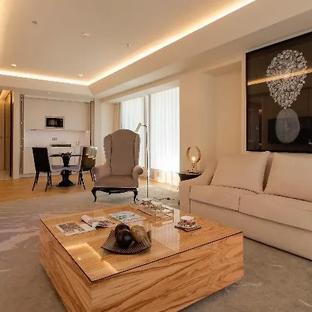 Savoy Palace The Leading Of The World 5* Φουνκάλ