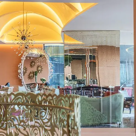 Ξενοδοχείο Savoy Palace The Leading Of The World