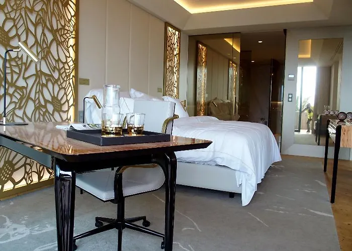 Savoy Palace The Leading Of The World 5*